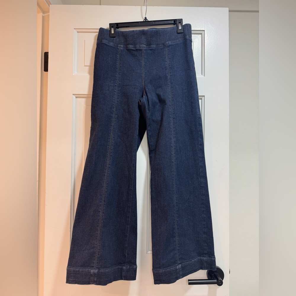 Talbots M flare leg travel jean
